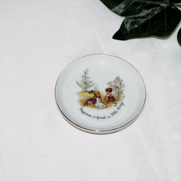 Holly Hobbie Vintage Porcelain Trinket Dish Coaster 1973 Happiness - Picture 2 of 4